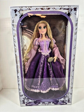 NIB Disney Store LE Rapunzel Limited Edition LE Doll 17 inch 1/5000 Tangled